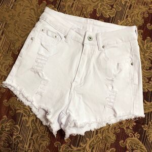 COPY - Womens Highrise Shorts Size XS or Size 24 SHEIN White Distressed